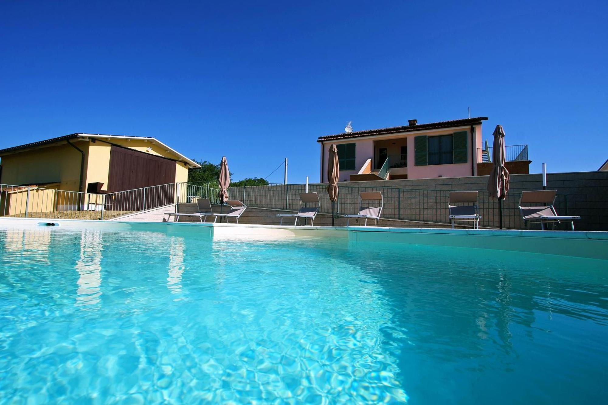 La Collina Del Girasole Vila Montecastrilli Exterior foto