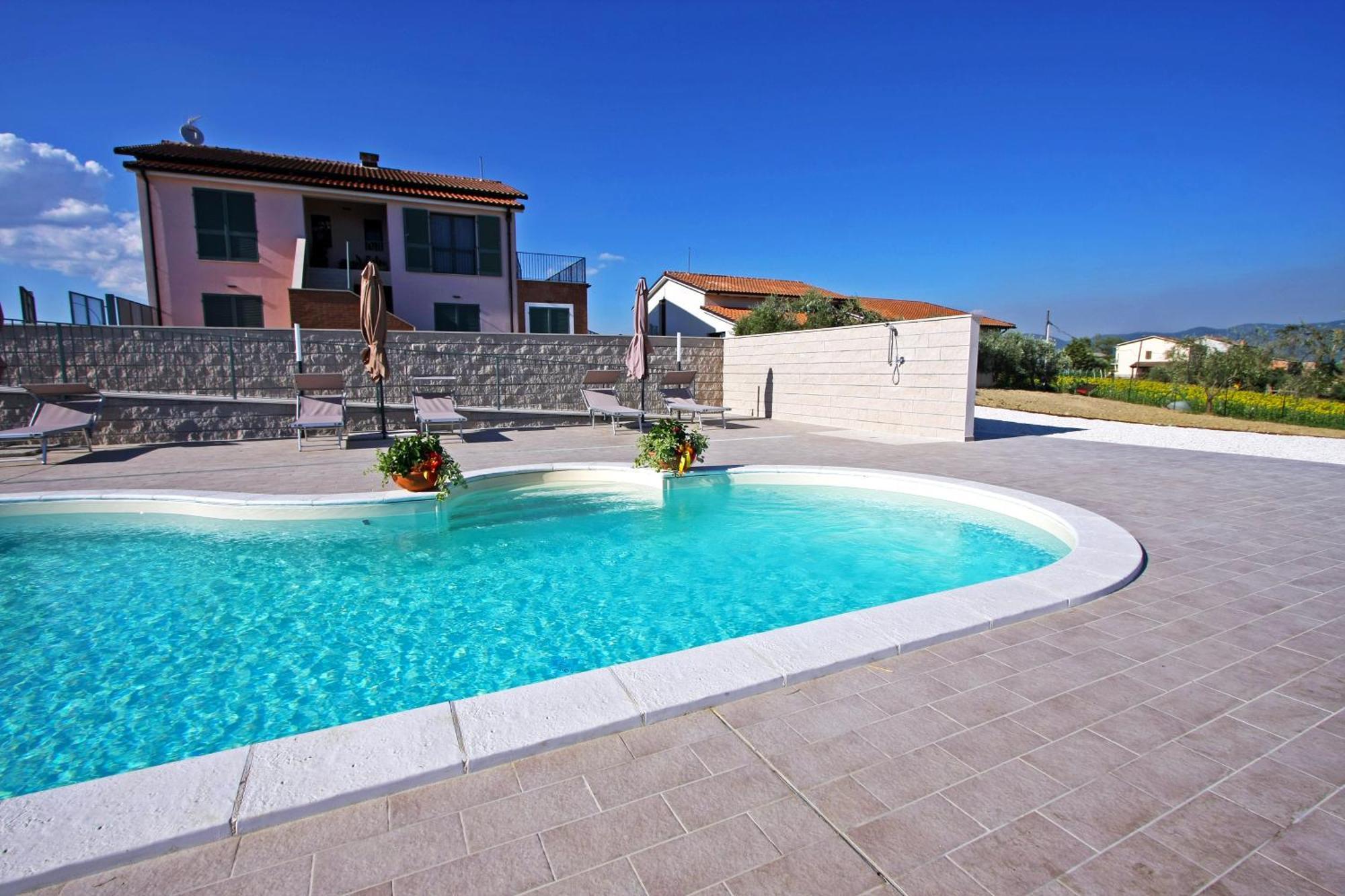 La Collina Del Girasole Vila Montecastrilli Exterior foto