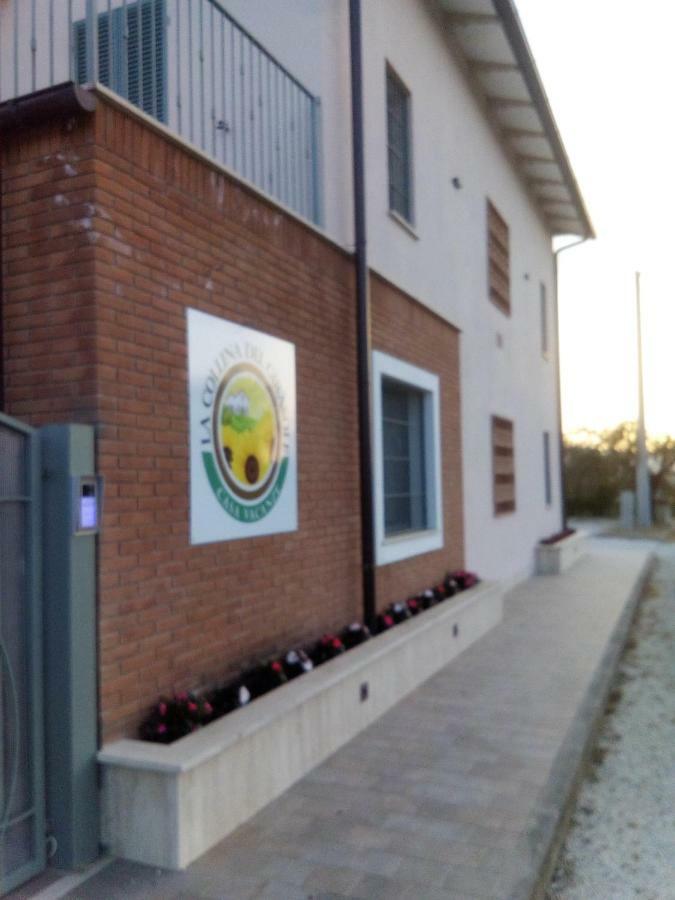 La Collina Del Girasole Vila Montecastrilli Exterior foto